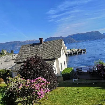 Med Badestamp Dom wakacyjny Lavik (Sogn og Fjordane)