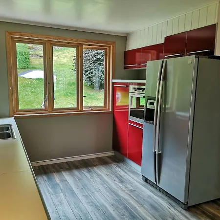 Med Badestamp * Lavik (Sogn og Fjordane)