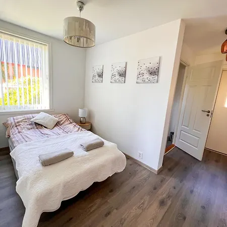 Dom wakacyjny Med Badestamp Lavik (Sogn og Fjordane)